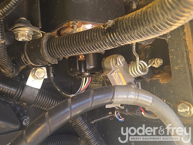 2018-komatsu-d51px-24-image-75