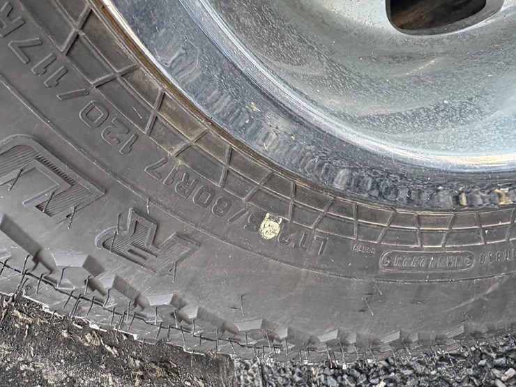 2017-dodge-ram-3500hd-image-12