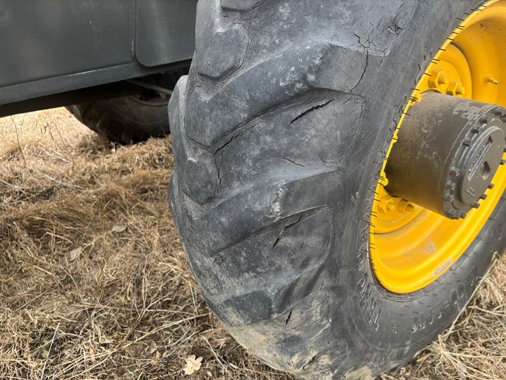 #2310-•-2004-gehl-rs8-telehandler-image-71