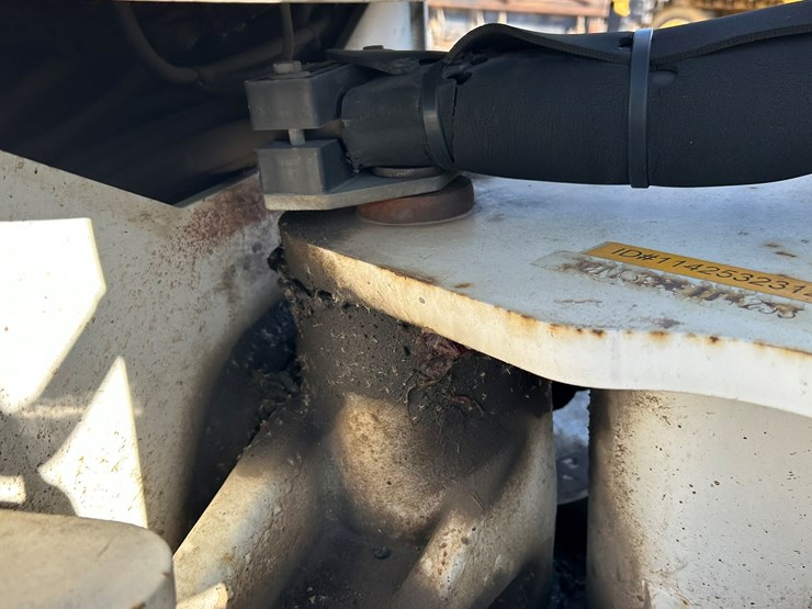 takeuchi-tw80-image-33