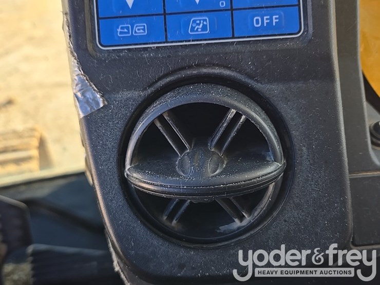 2022-komatsu-pc360-lc-11-image-77