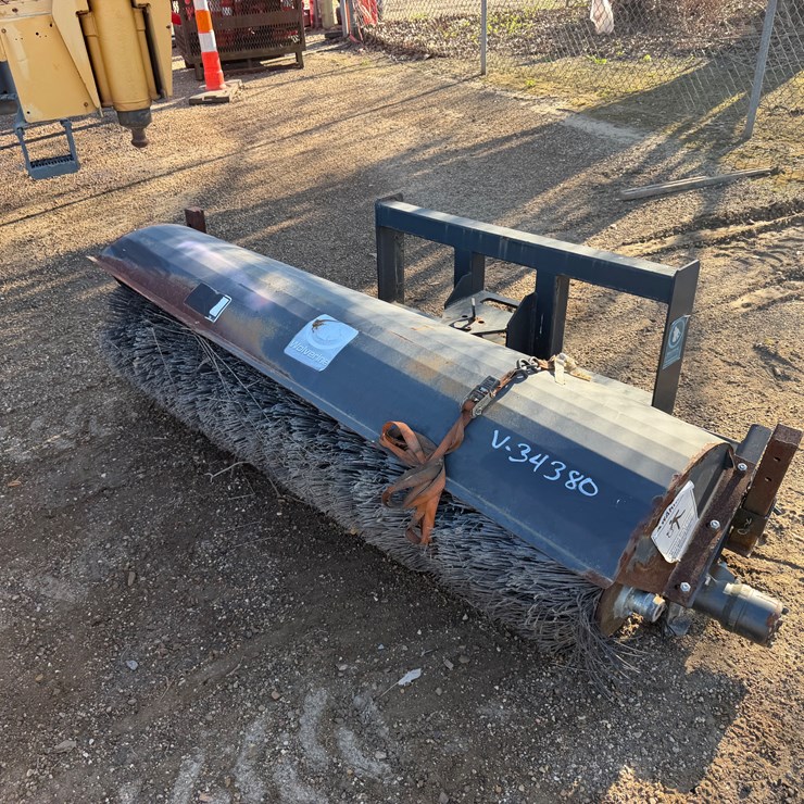 #3641 • SWEEPER ATTACHMENT