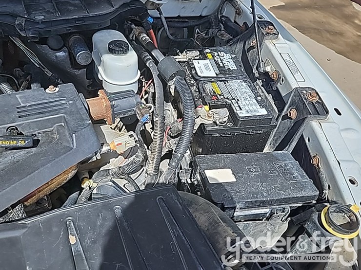 2010-dodge-ram-3500-image-24