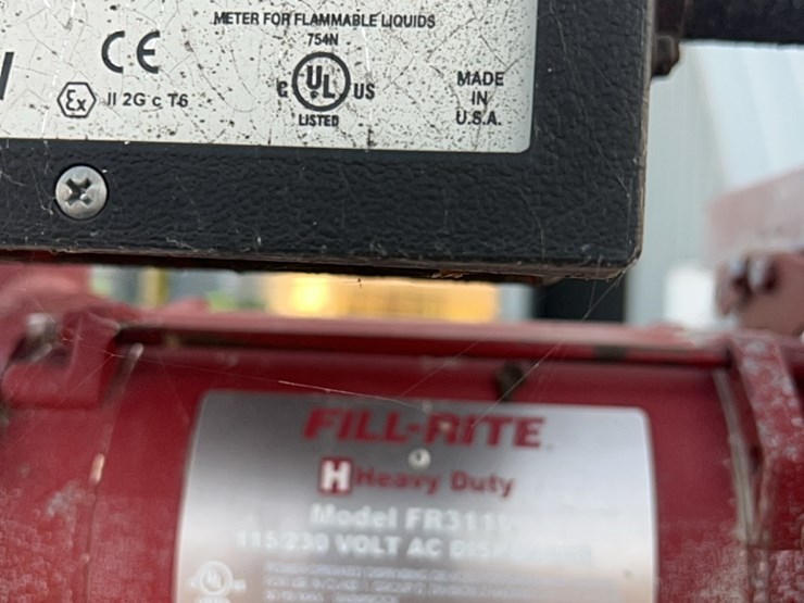 2000-gallon-fuel-tank-with-fill-rite-heavy-duty-high-output-pump-image-18