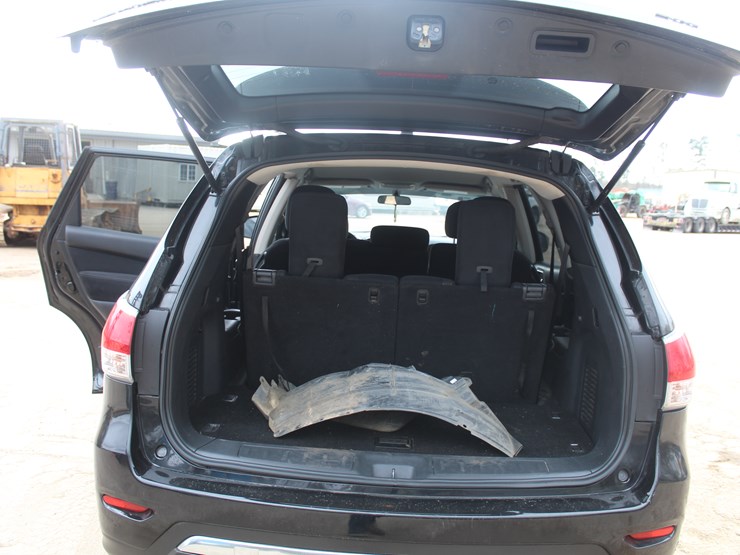 2015-nissan-pathfinder-image-7