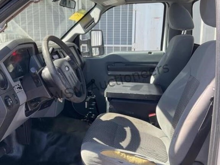 2012-ford-f450-image-27