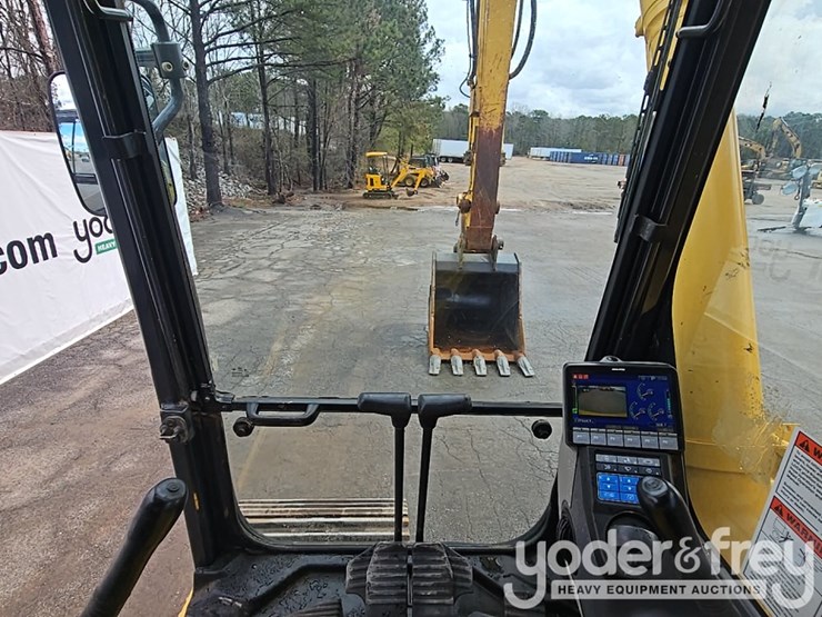 2019-komatsu-pc360-lc-11-image-48