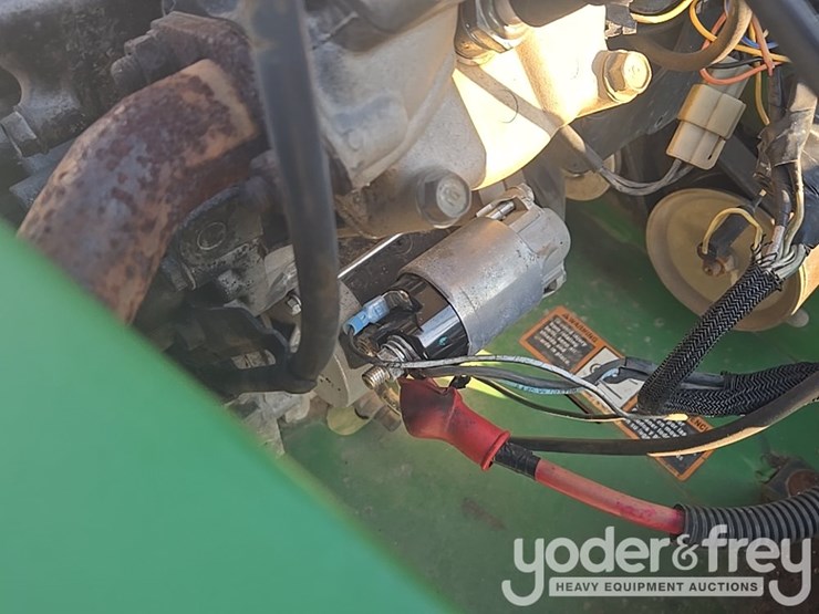 john-deere-72-image-30