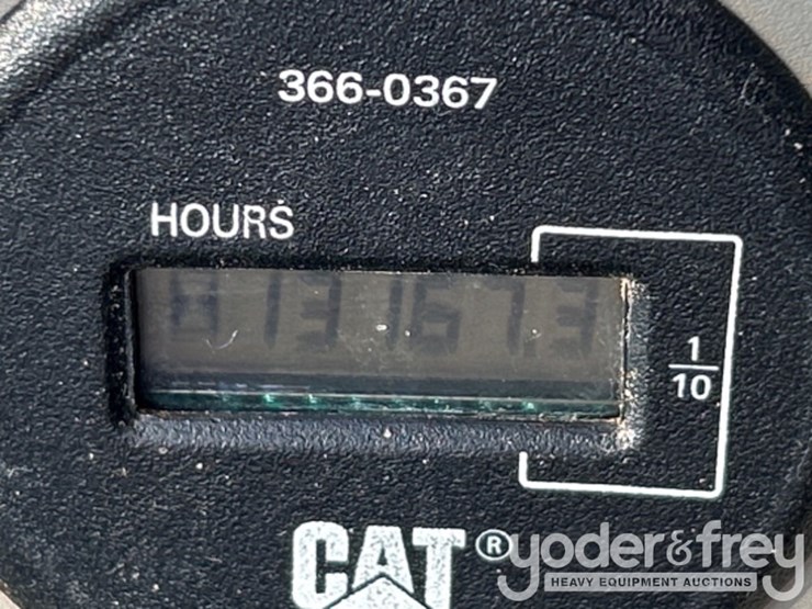 2019-caterpillar-349fl-image-3