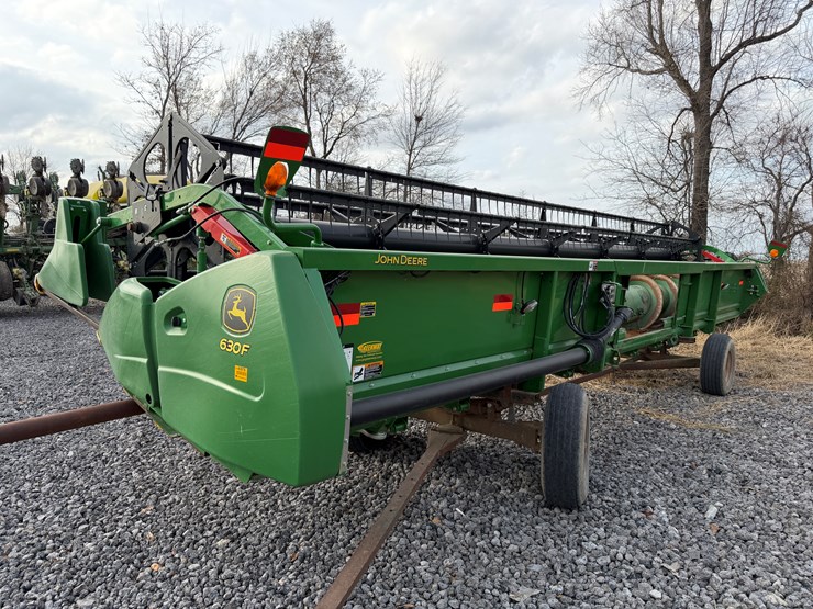 john-deere-630f-image-1