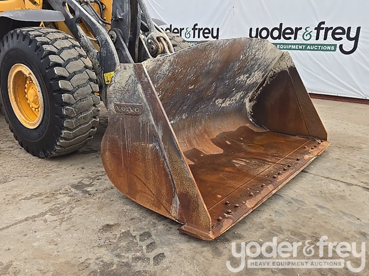 2021-volvo-l90h-image-26