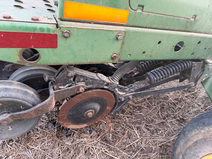 john-deere-35-image-40