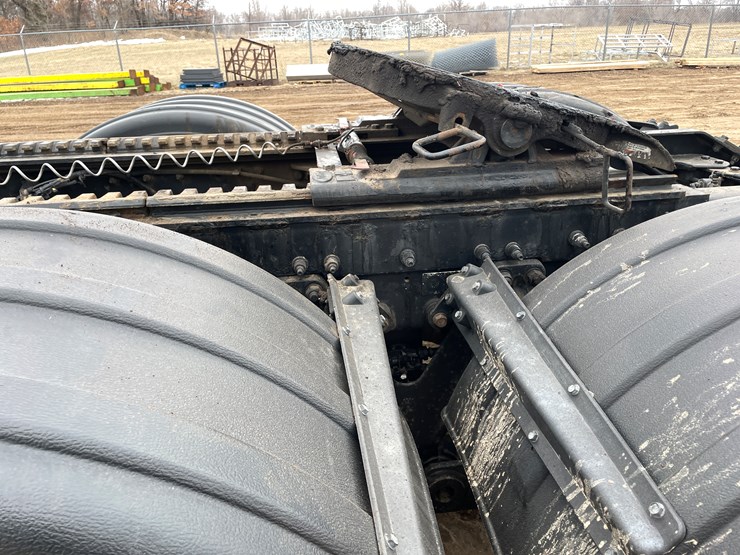 2019-kenworth-t880-image-30