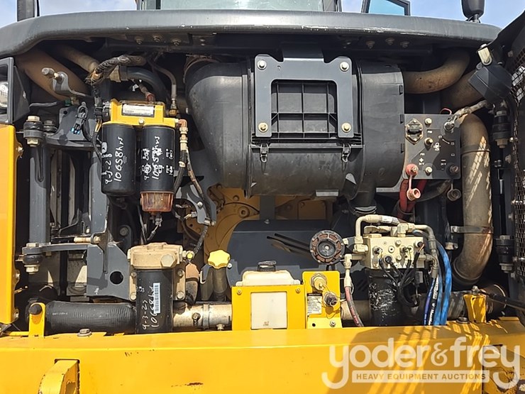 2018-deere-460e-image-45