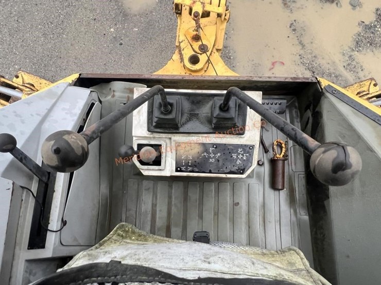 caterpillar-416b-image-31