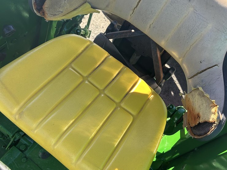 john-deere-2355-image-7