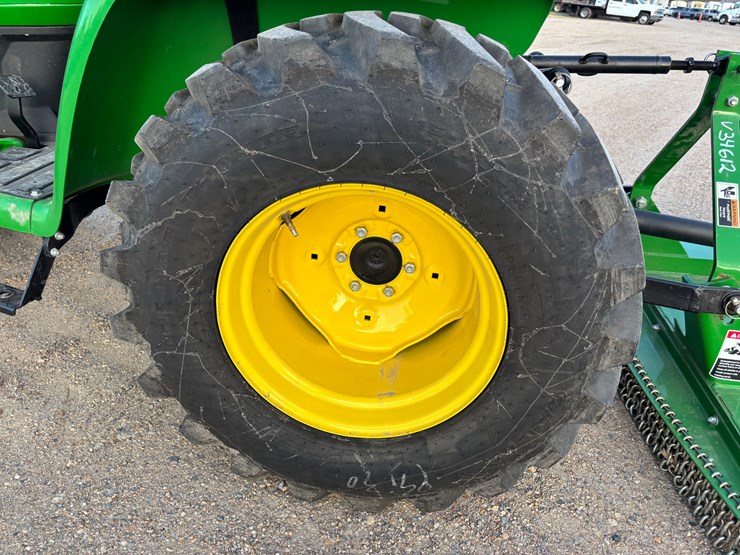 2022-john-deere-3025e-image-6