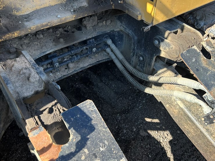 caterpillar-c4.4-image-55