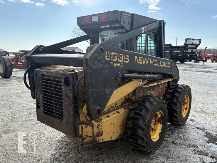 new-holland-lx885-image-4