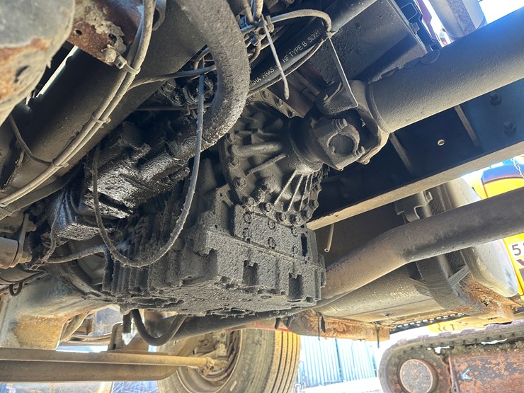 2002-international-4400-sba-image-57