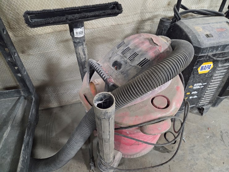 #5421-•-(2)-napa-battery-chargers-and-(1)-shop-vac-image-2
