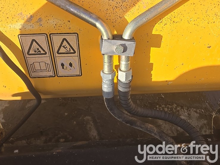 2017-jcb-3cx-image-28