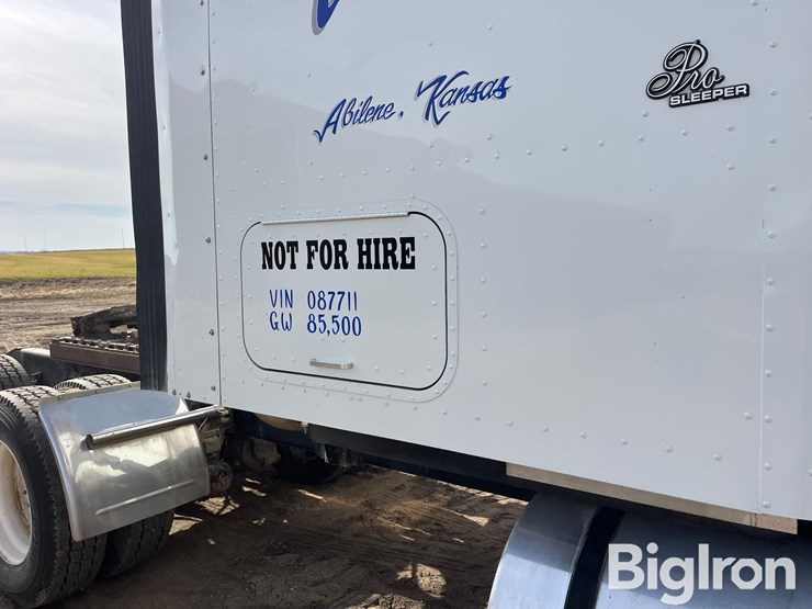 1999-international-9400-eagle-image-18