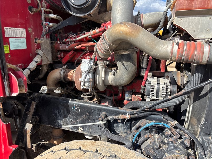 2008-peterbilt-365-image-16