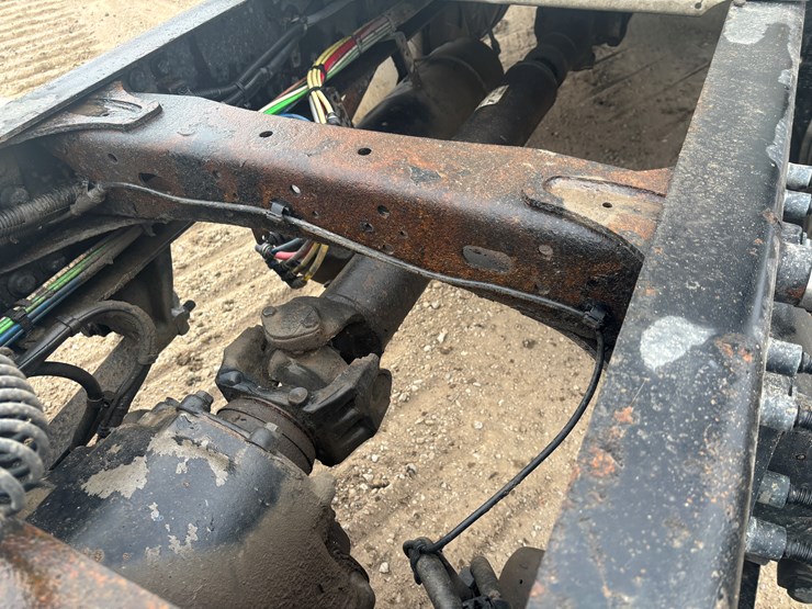 2016-freightliner-cascadia-113-image-60