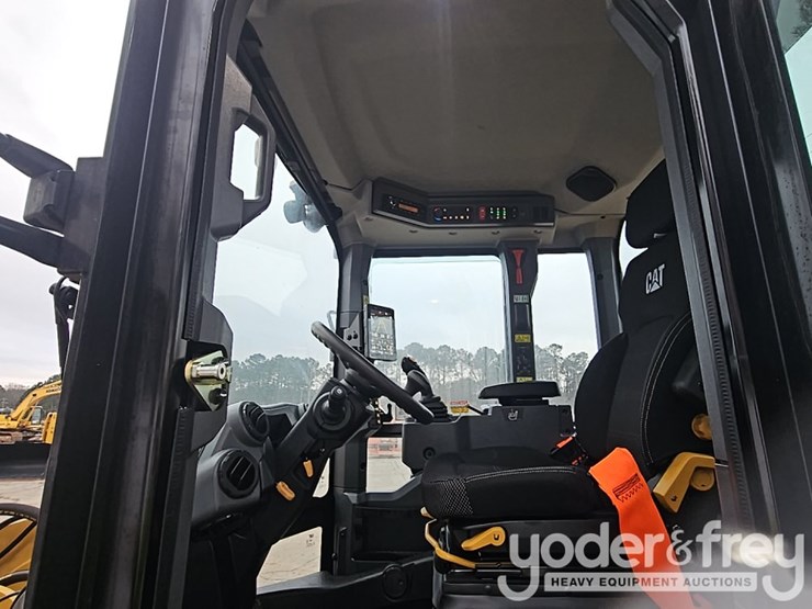 2026-caterpillar-926-image-33