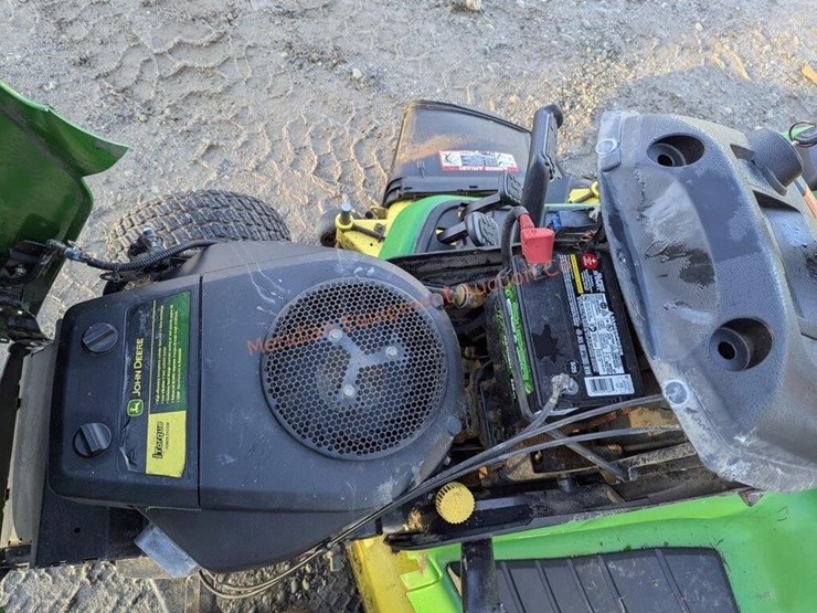 john-deere-x320-image-11