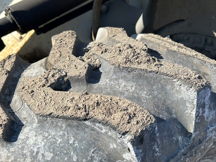 takeuchi-tw80-image-64