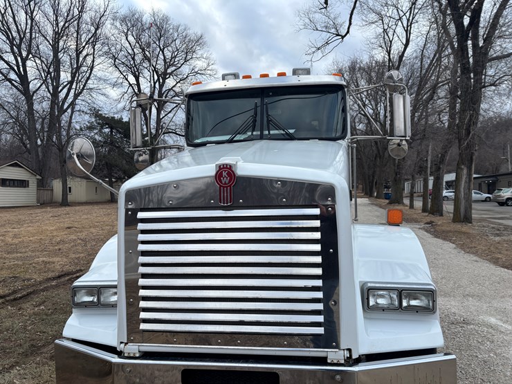 kenworth-t800-image-10