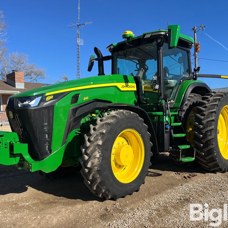 2023 JOHN DEERE 8R 310
