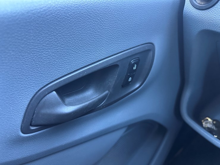 2017-ford-transit-image-45