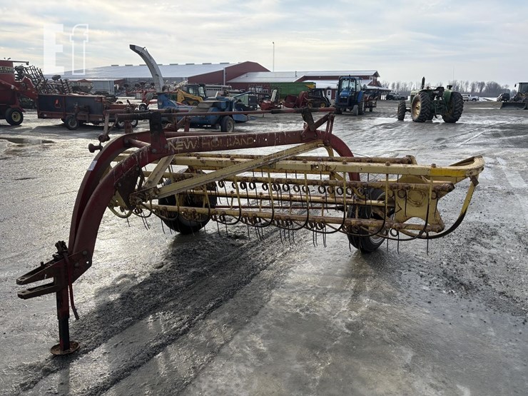 new-holland-256-image-3