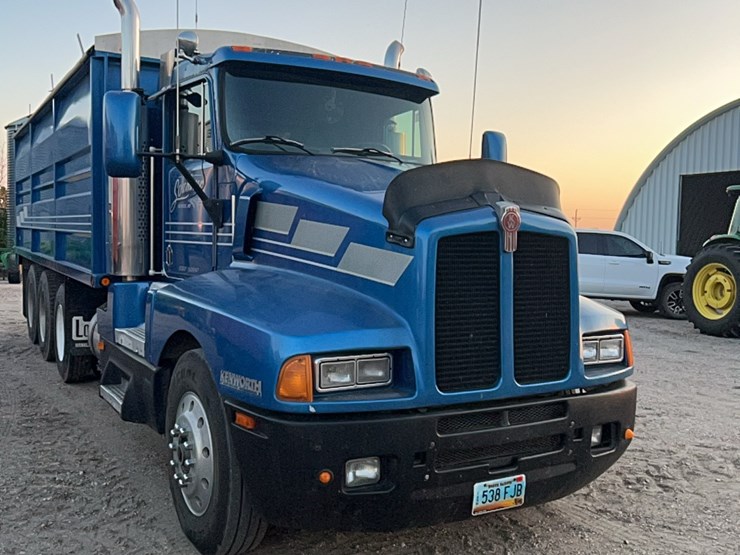 1990-kenworth-t600-image-6