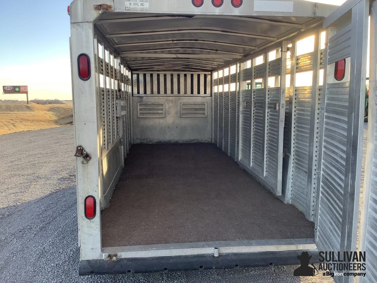 1998-chaparral-trailer-image-15