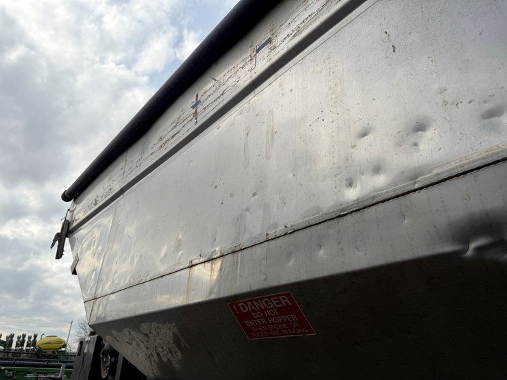 #40962-•-2013-magnolia-/-adams-t/a-fertilizer-tender-trailer-image-33