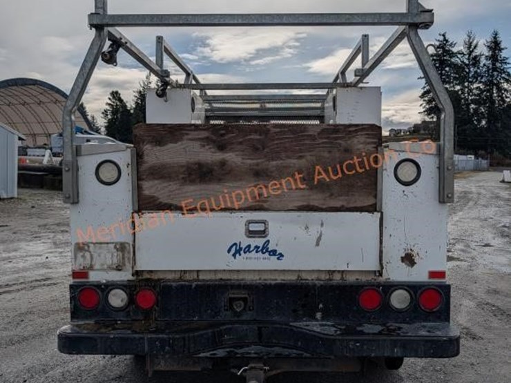 2017-chevrolet-silverado-3500-image-6