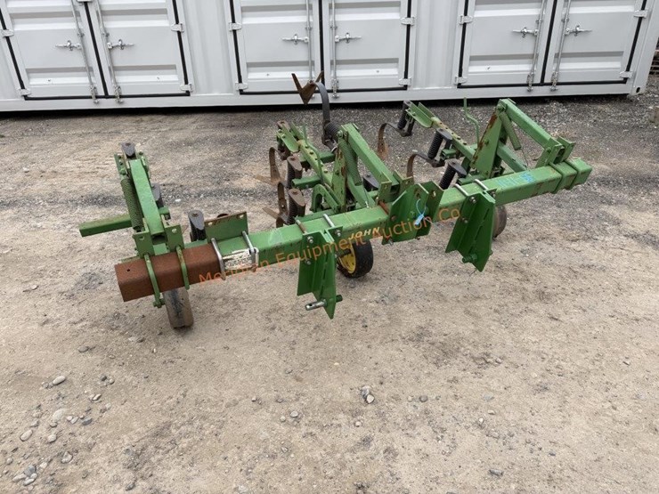 john-deere-2-image-2