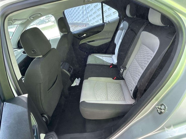 2018-chevrolet-equinox-image-24