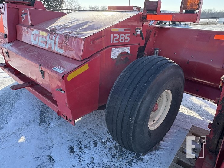 gehl-cb1285-image-18