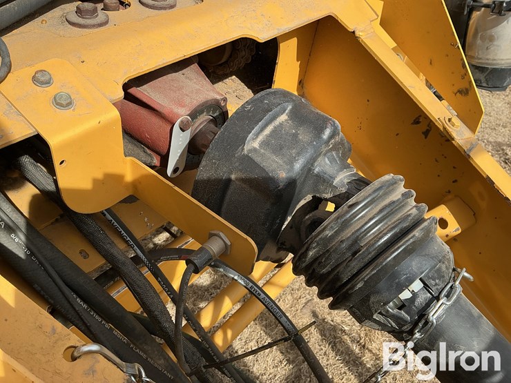 2015-vermeer-605n-cornstalk-special-image-15