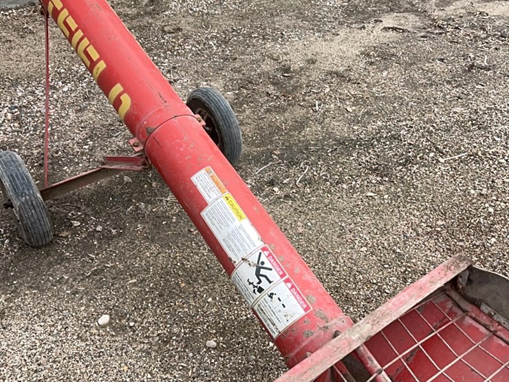 westfield-jump-auger,-has-5-hp-single-phase-220-electric-motor-image-27