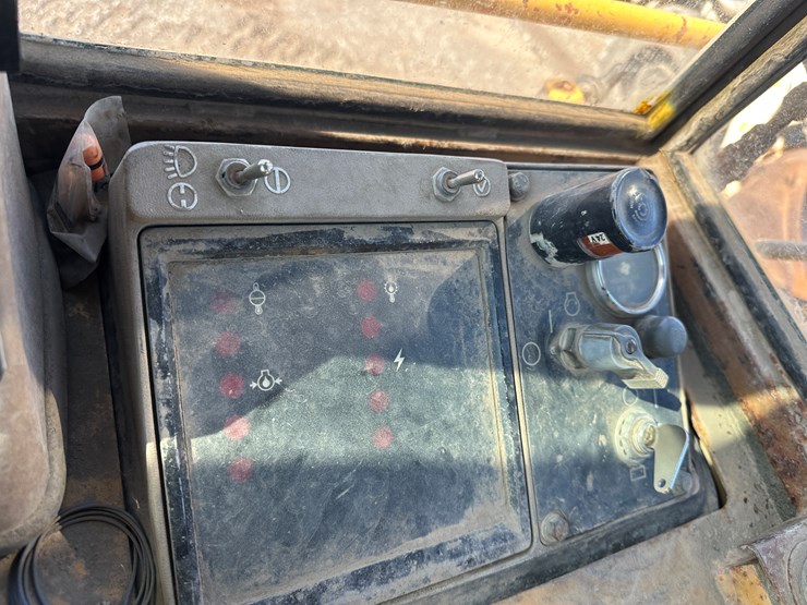 caterpillar-963-image-40