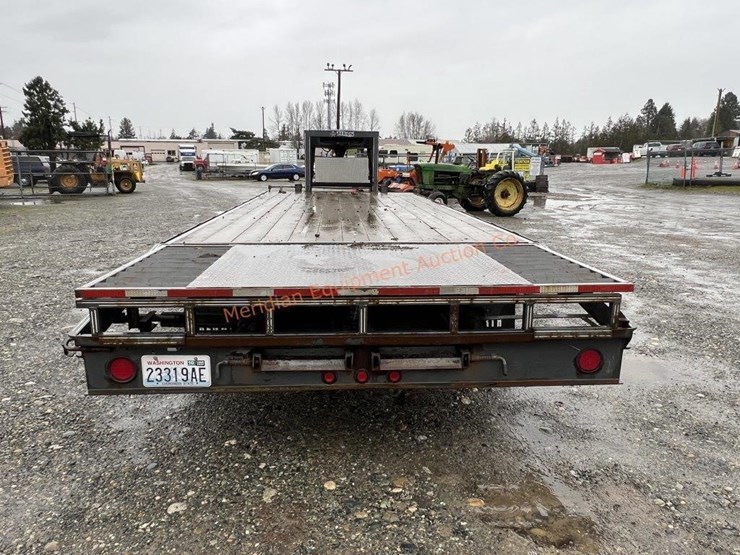 2003-titan-trailer-image-5