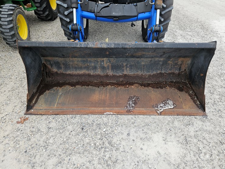 new-holland-ts6.120-image-3