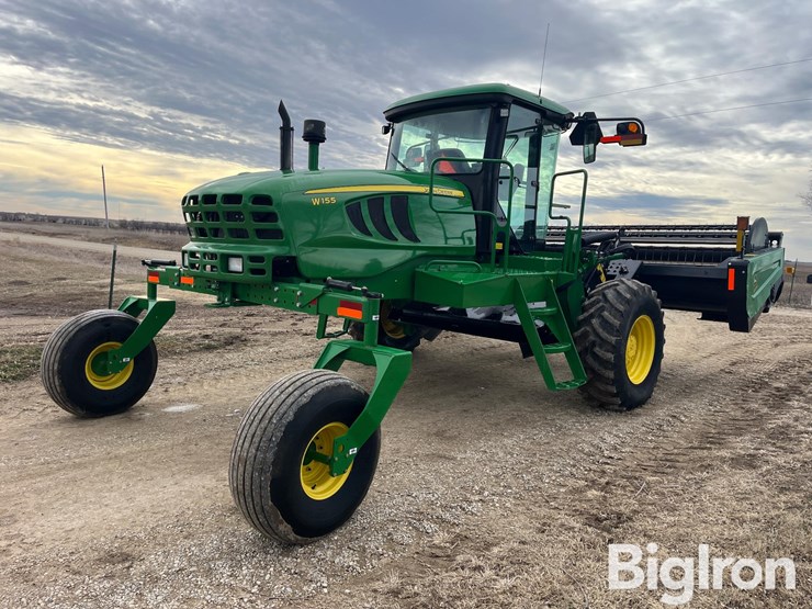 2017-john-deere-w155-image-5