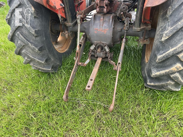 massey-ferguson-240-image-5